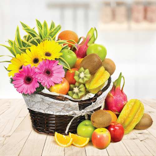 Seasonal Fresh Fruits And Flowers Combo