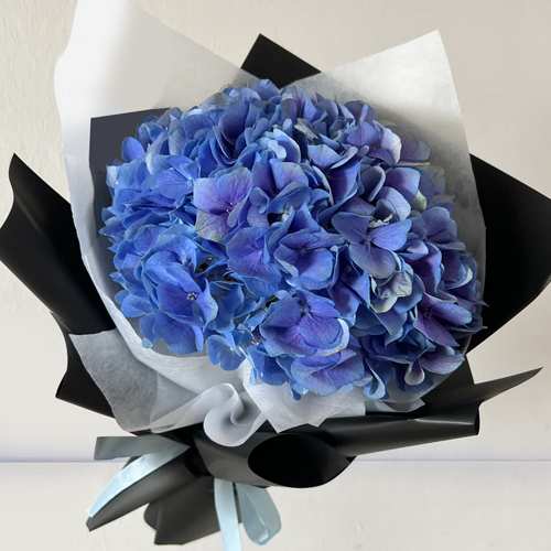 Blue Hydrangea Bouquet-Flowers For Dad's Birthday