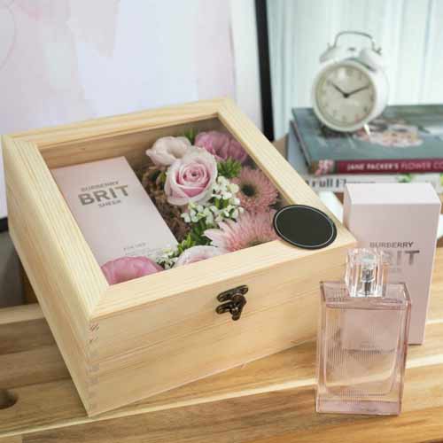 - Perfume Gift Sets For Women Singapore Delivery