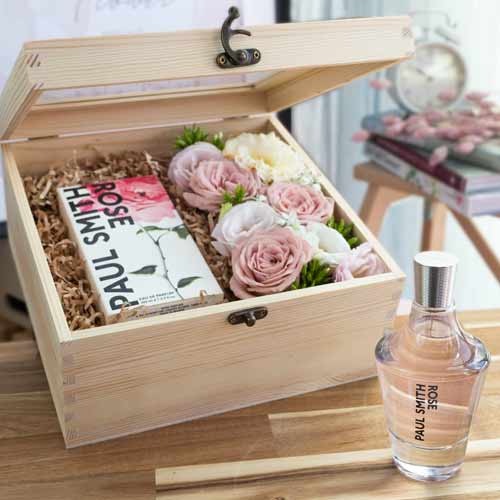 - Fragrance Gift Set Delivery In Singapore