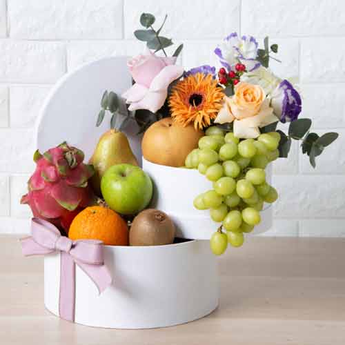 Fresh Fruits And Flowers In Hat Box-Flowers And Fruit Delivery Singapore