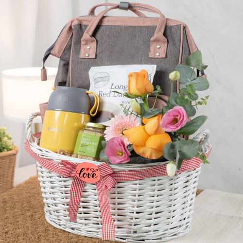 Soothing Soliloquy With Fresh Flower-Thoughtful Gifts For Newborn Singapore